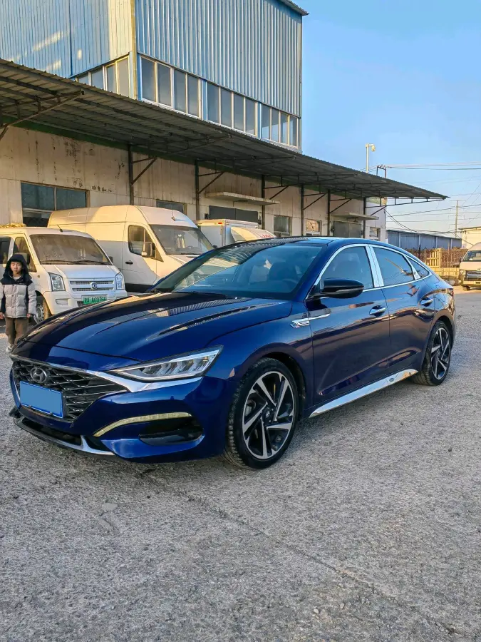 2019 Hyundai La Festa 1.6T 204HP L4 7DCT