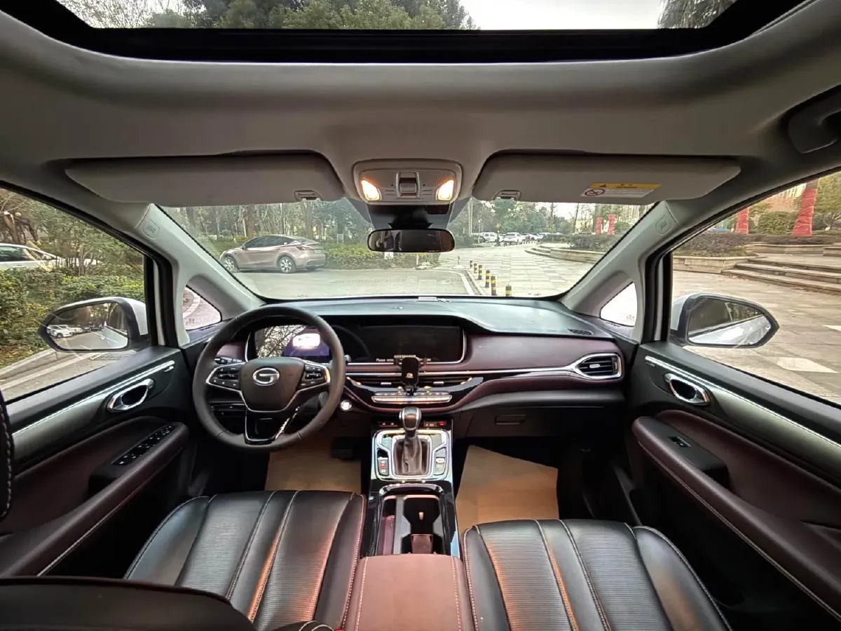 2023 GAC Trumpchi M8 2.0T 252HP L4 8AT,autocango,china used car exporter,china ev exporter,chinese used car exporter,chinese used ev exporter