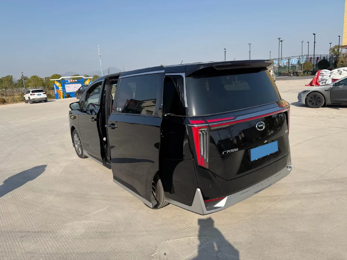 2025 GAC Trumpchi M8 2.0T 190HP L4 2DHT Hybrid,autocango,china used car exporter,china ev exporter,chinese used car exporter,chinese used ev exporter