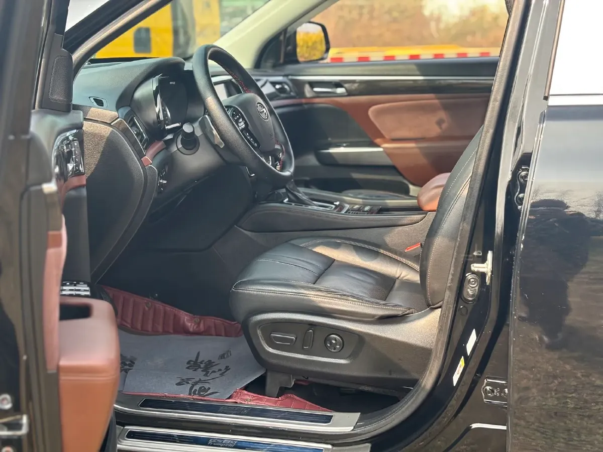 2017 GAC Trumpchi GS8 2.0T 201HP L4 6AT,autocango,china used car exporter,china ev exporter,chinese used car exporter,chinese used ev exporter