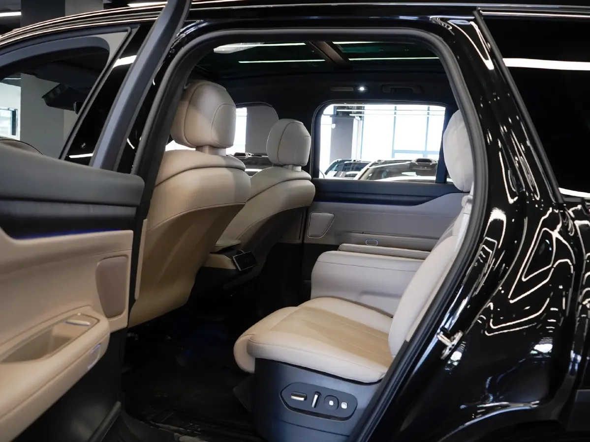 2024 NIO ES8 BEV 75KWH,autocango,china used car exporter,china ev exporter,chinese used car exporter,chinese used ev exporter