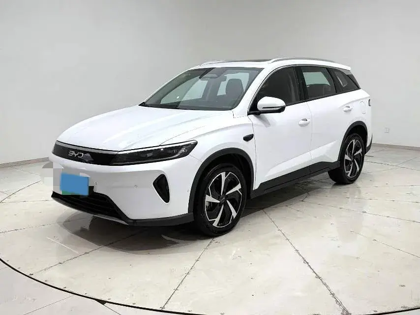 2025 BYD Sea Lion 05 DM-i 1.5L 101HP L4 E-CVT PHEV 18.3KWH