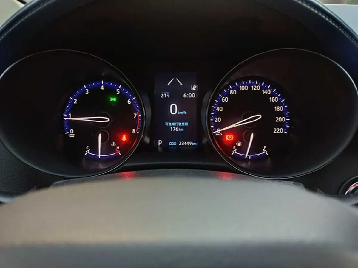 2021 Toyota C-HR 2.0L 171HP L4 CVT,autocango,china used car exporter,china ev exporter,chinese used car exporter,chinese used ev exporter