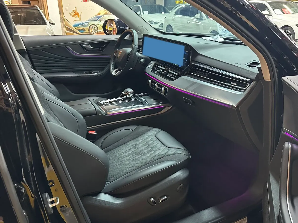 2023 HongQi HS5 2.0T 252HP L4 8AT,autocango,china used car exporter,china ev exporter,chinese used car exporter,chinese used ev exporter