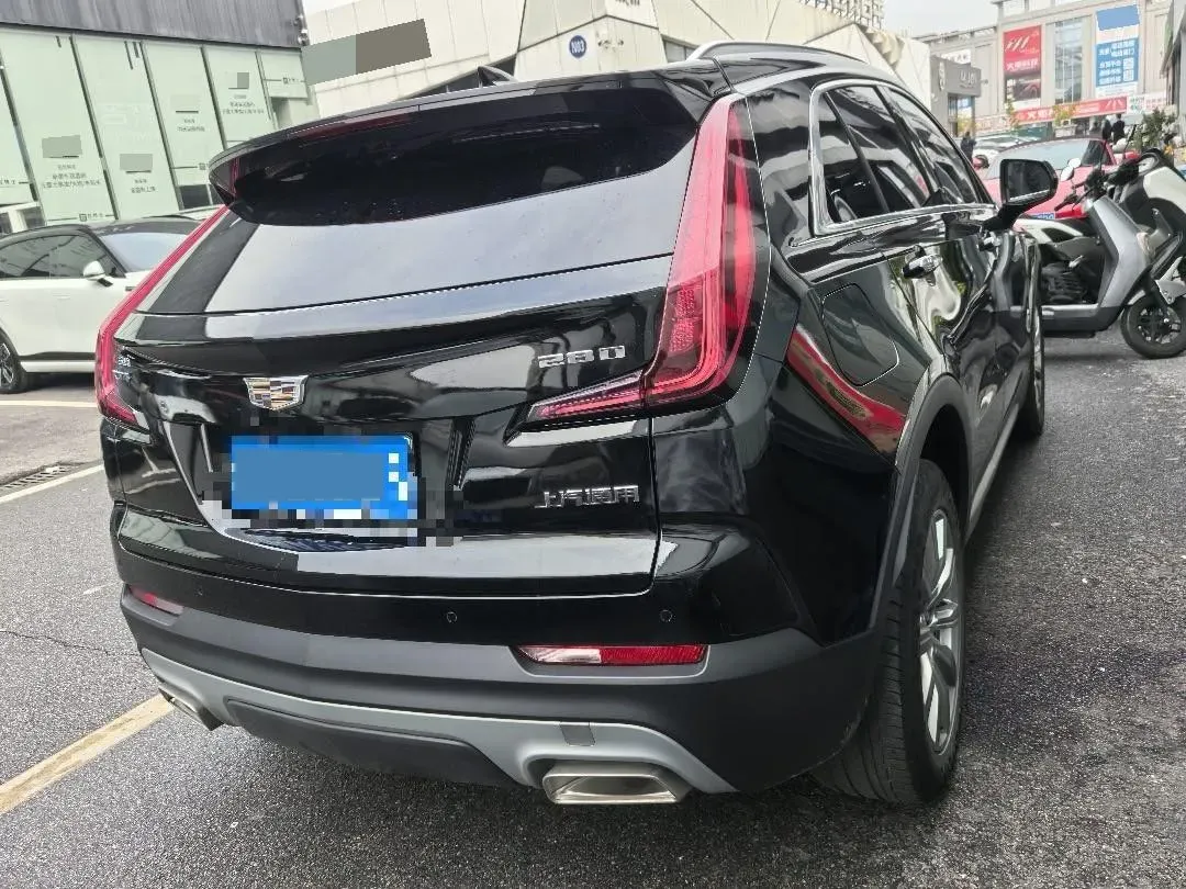 2021 Cadillac XT4 2.0T 237HP L4 9AT,autocango,china used car exporter,china ev exporter,chinese used car exporter,chinese used ev exporter