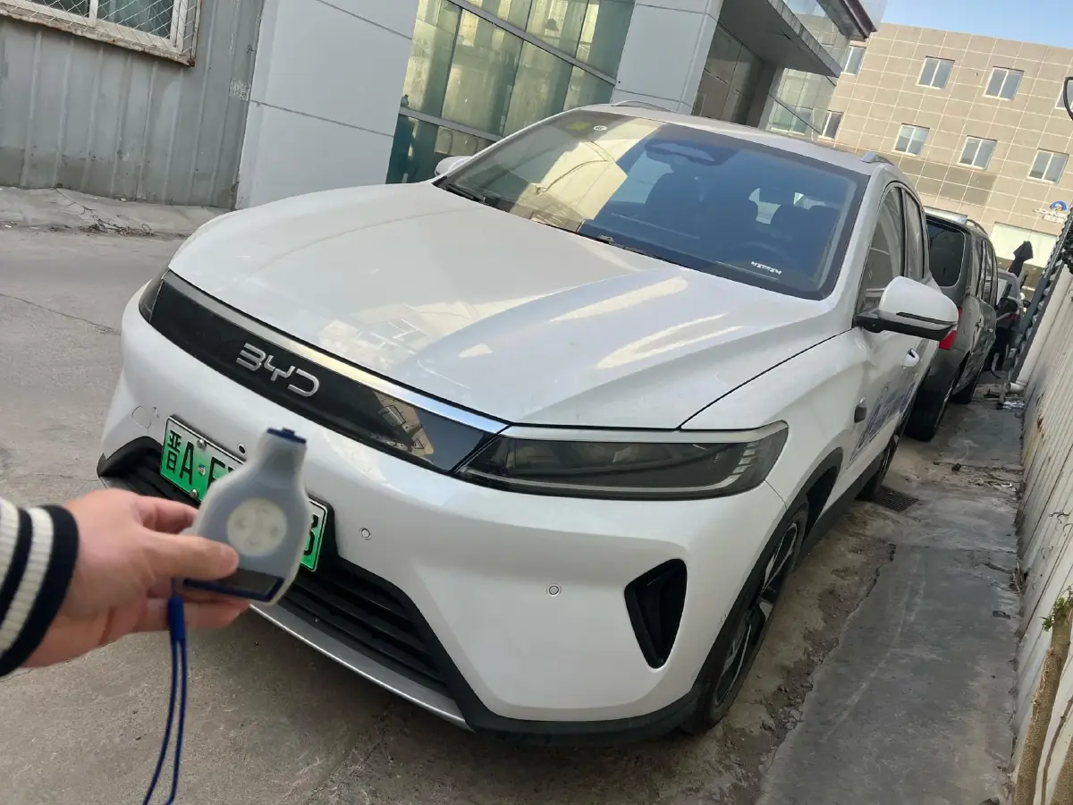 2025 BYD Sea Lion 05 DM-i 1.5L 101HP L4 E-CVT PHEV 18.3KWH