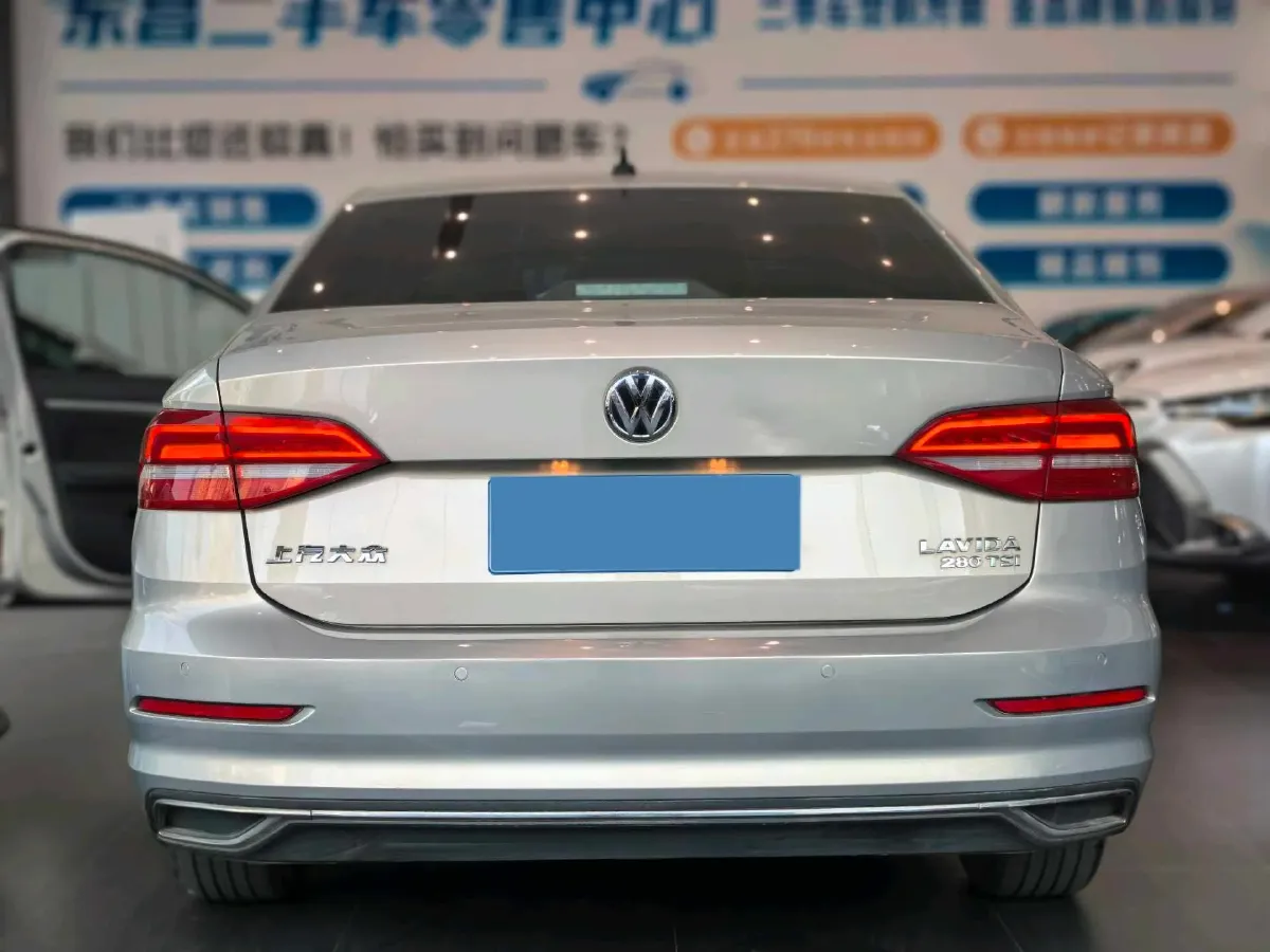 2018 Skoda Karoq 1.4T 150HP L4 7DCT,autocango,china used car exporter,china ev exporter,chinese used car exporter,chinese used ev exporter