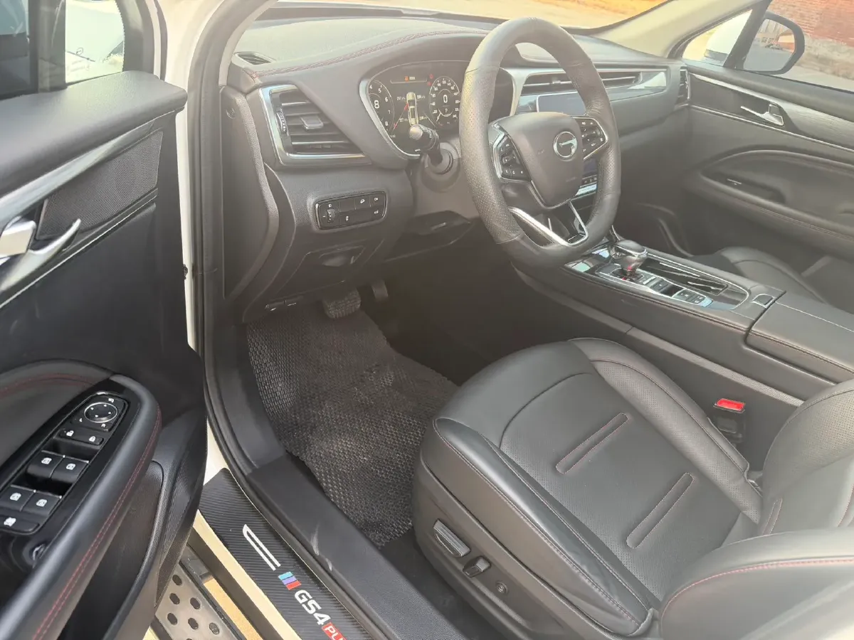 2021 GAC Trumpchi GS4 Plus 1.5T 169HP L4 6AT,autocango,china used car exporter,china ev exporter,chinese used car exporter,chinese used ev exporter