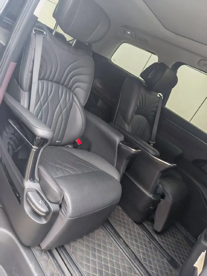 2024 GAC Trumpchi M8 2.0T 252HP L4 8AT,autocango,china used car exporter,china ev exporter,chinese used car exporter,chinese used ev exporter