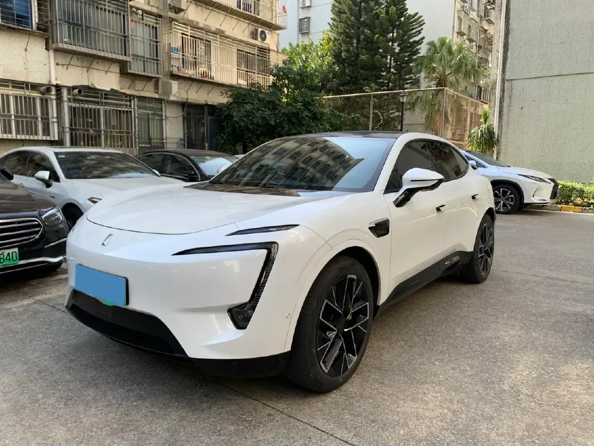 2023 Avatr 11 BEV 90KWH
