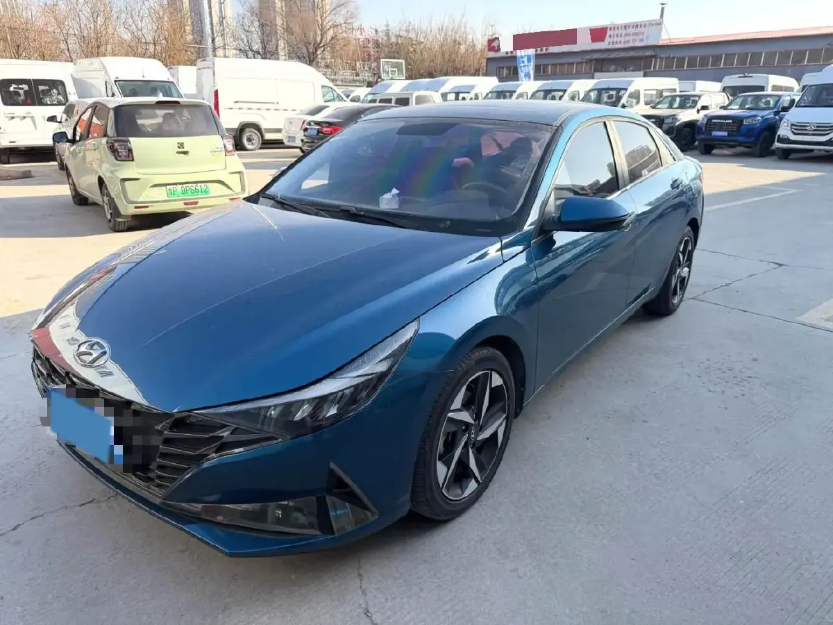 2021 Hyundai Elantra 1.5L 115HP L4 CVT