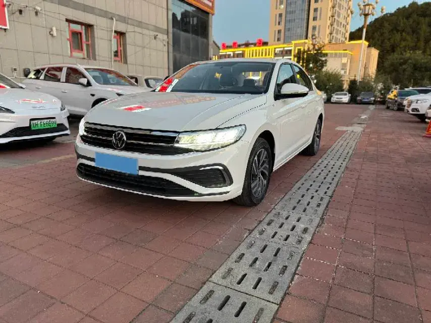 2025 Volkswagen Bora 1.2T 116HP L4 7DCT