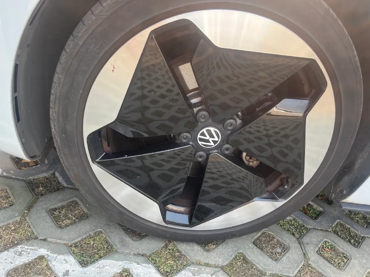 2023 Volkswagen ID.3 BEV 52.8KWH,autocango,china used car exporter,china ev exporter,chinese used car exporter,chinese used ev exporter