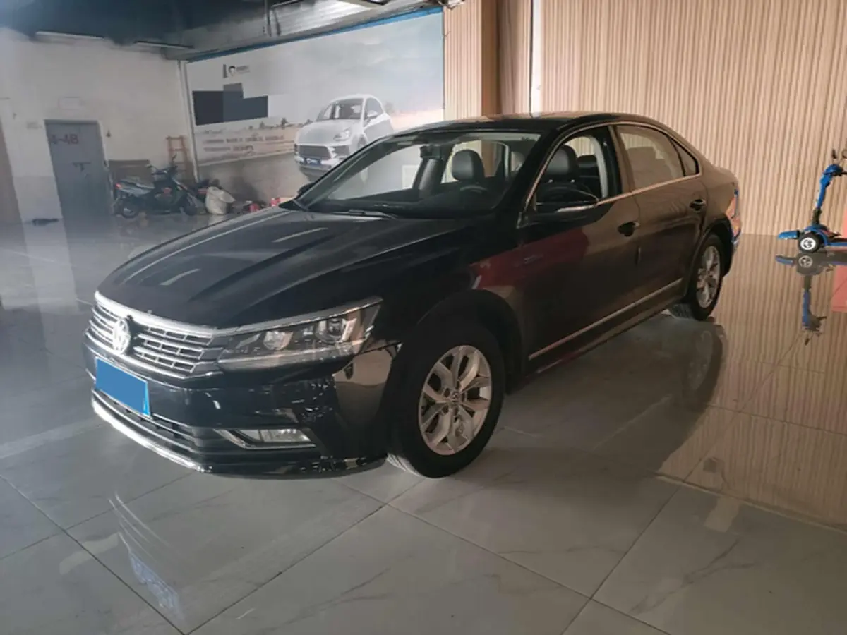 2017 Volkswagen Passat 1.4T 150HP L4 7DCT