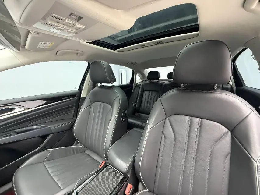 2022 Volkswagen Lamando 1.4T 150HP L4 7DCT,autocango,china used car exporter,china ev exporter,chinese used car exporter,chinese used ev exporter