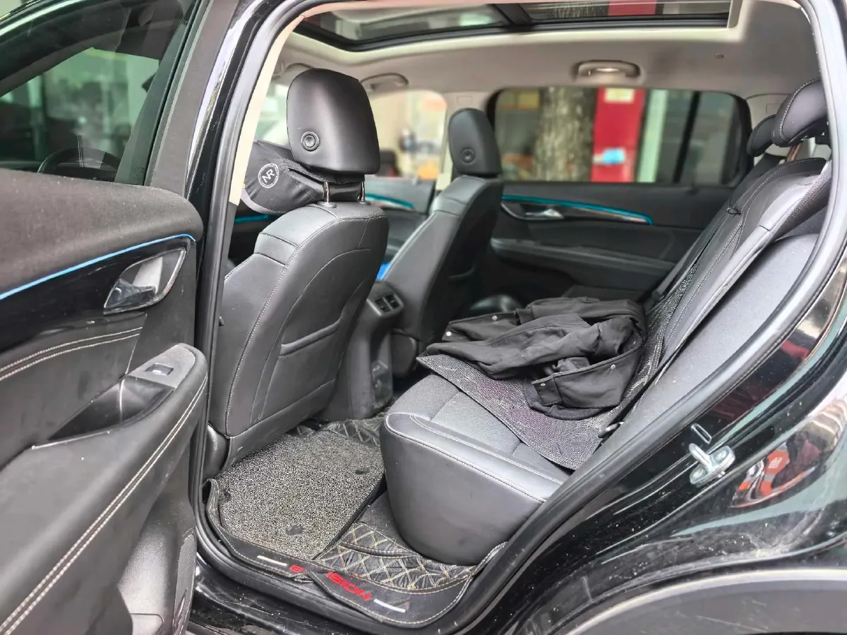 2022 Buick EnvisionPlus 2.0T 237HP L4 9AT,autocango,china used car exporter,china ev exporter,chinese used car exporter,chinese used ev exporter