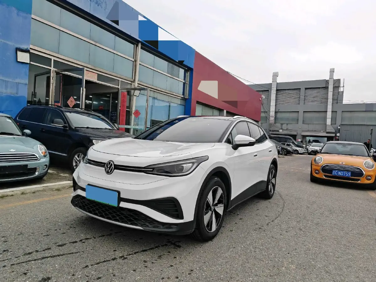 2025 Volkswagen ID.4 X BEV 52.8KWH