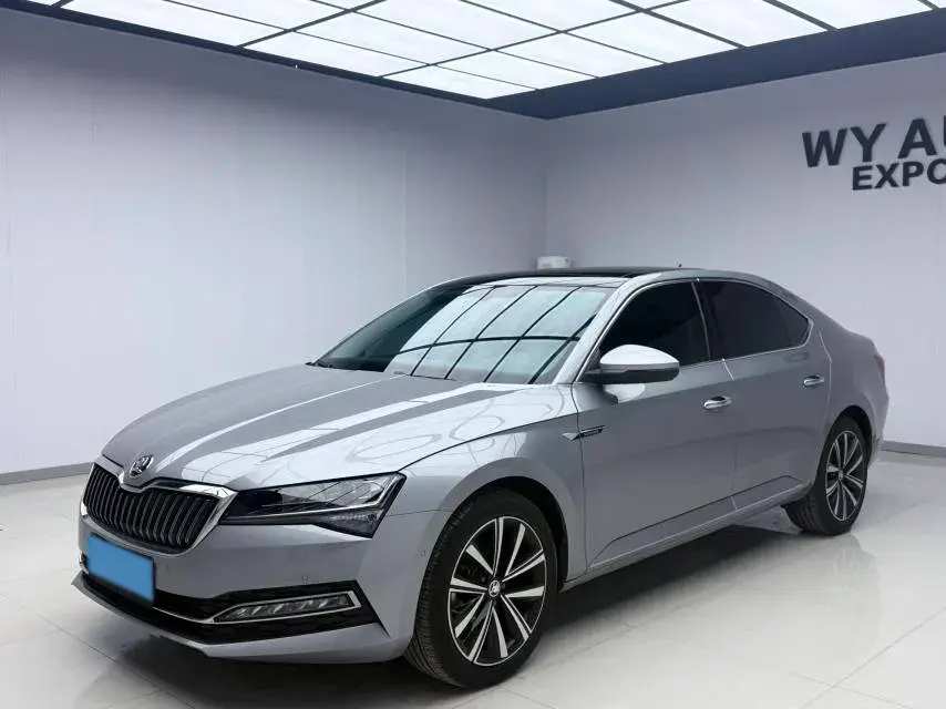 2025 Skoda Superb 1.4T 150HP L4 7DCT