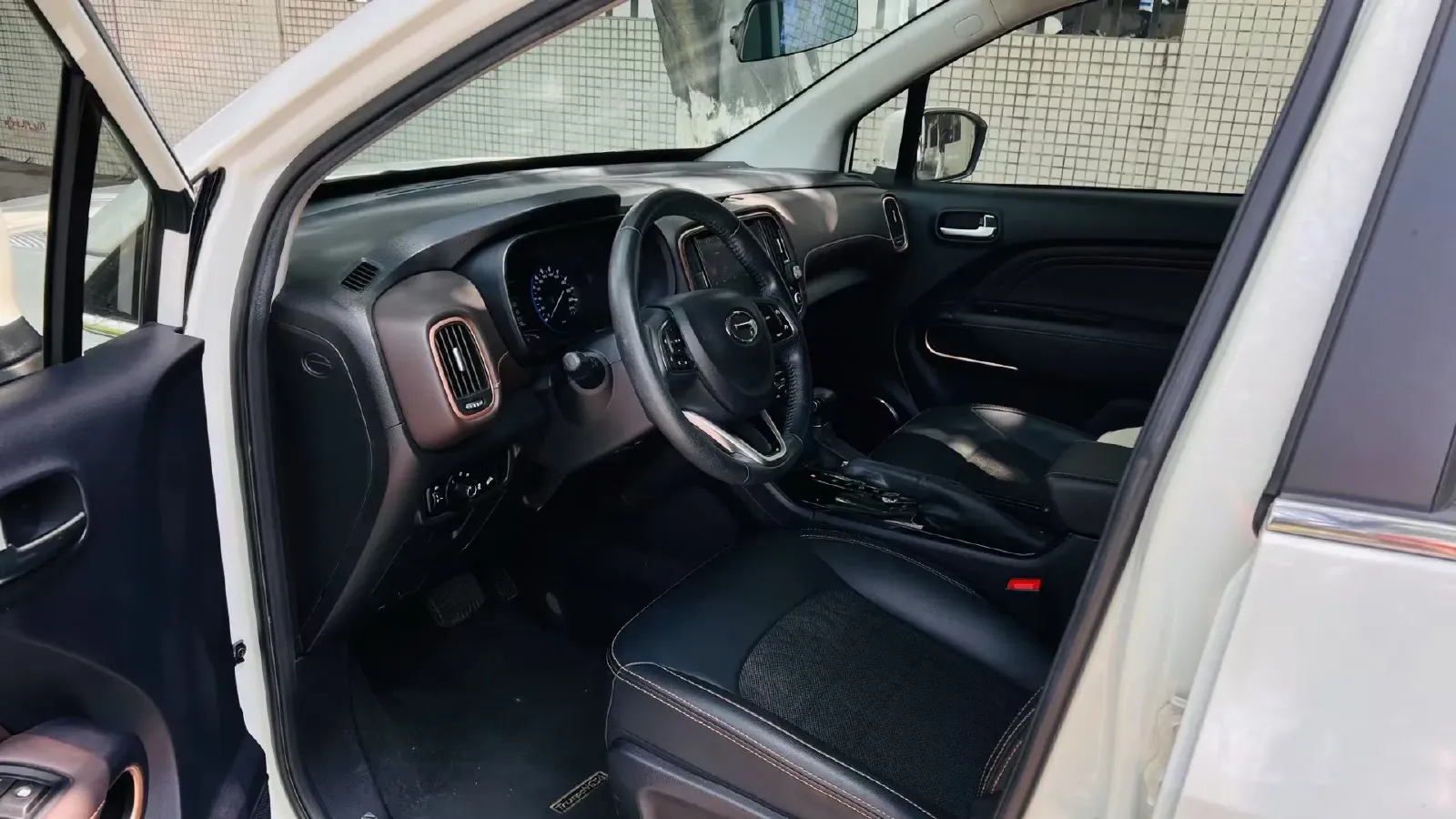 2020 GAC Trumpchi GS3 1.5T 163HP L3 7DCT,autocango,china used car exporter,china ev exporter,chinese used car exporter,chinese used ev exporter