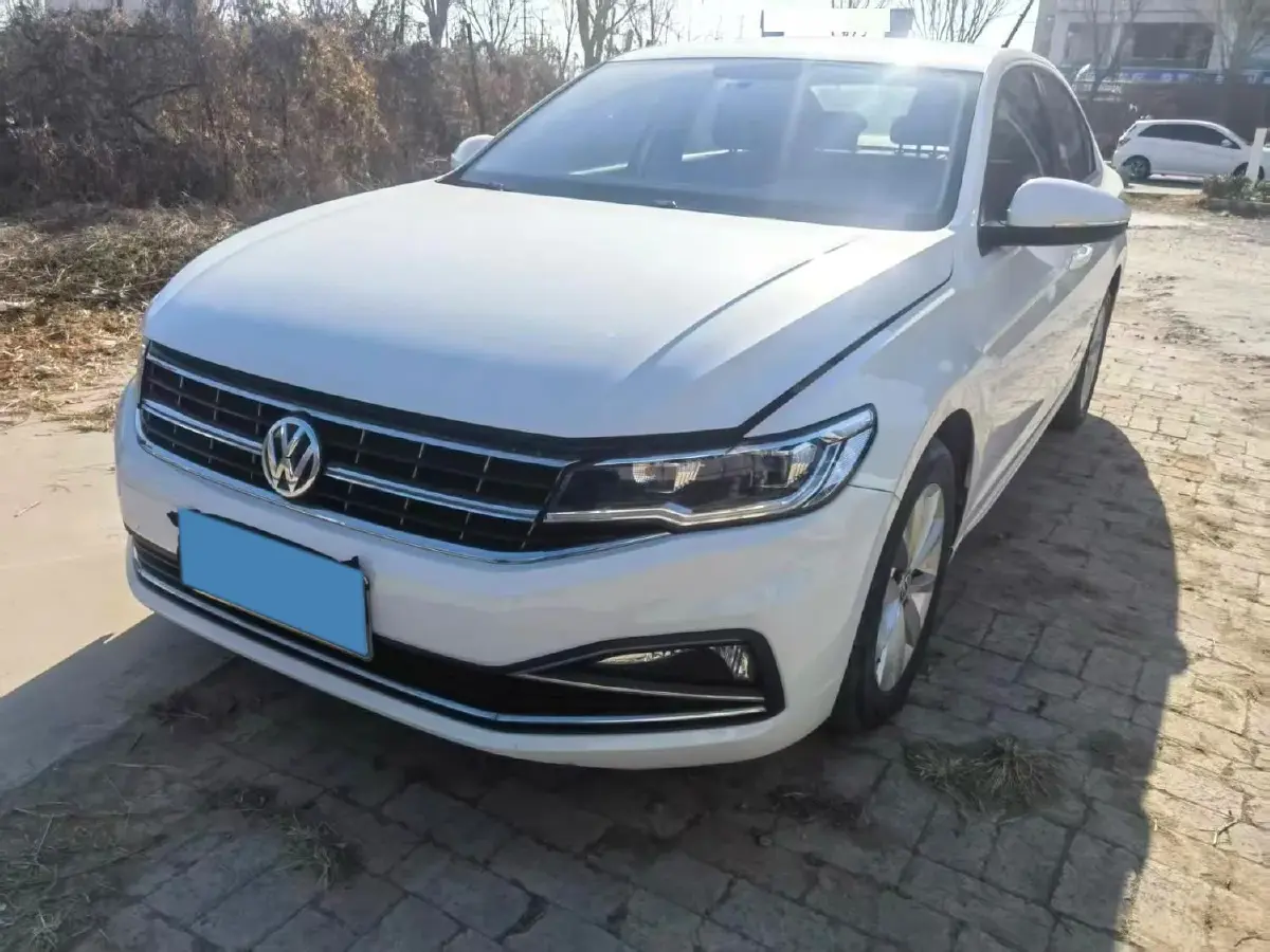 2020 Volkswagen Bora 1.5L 113HP L4 5MT