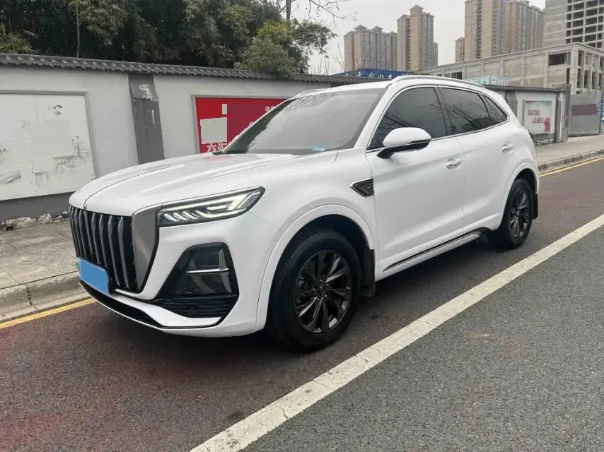 2023 HongQi HS5 2.0T 252HP L4 8AT
