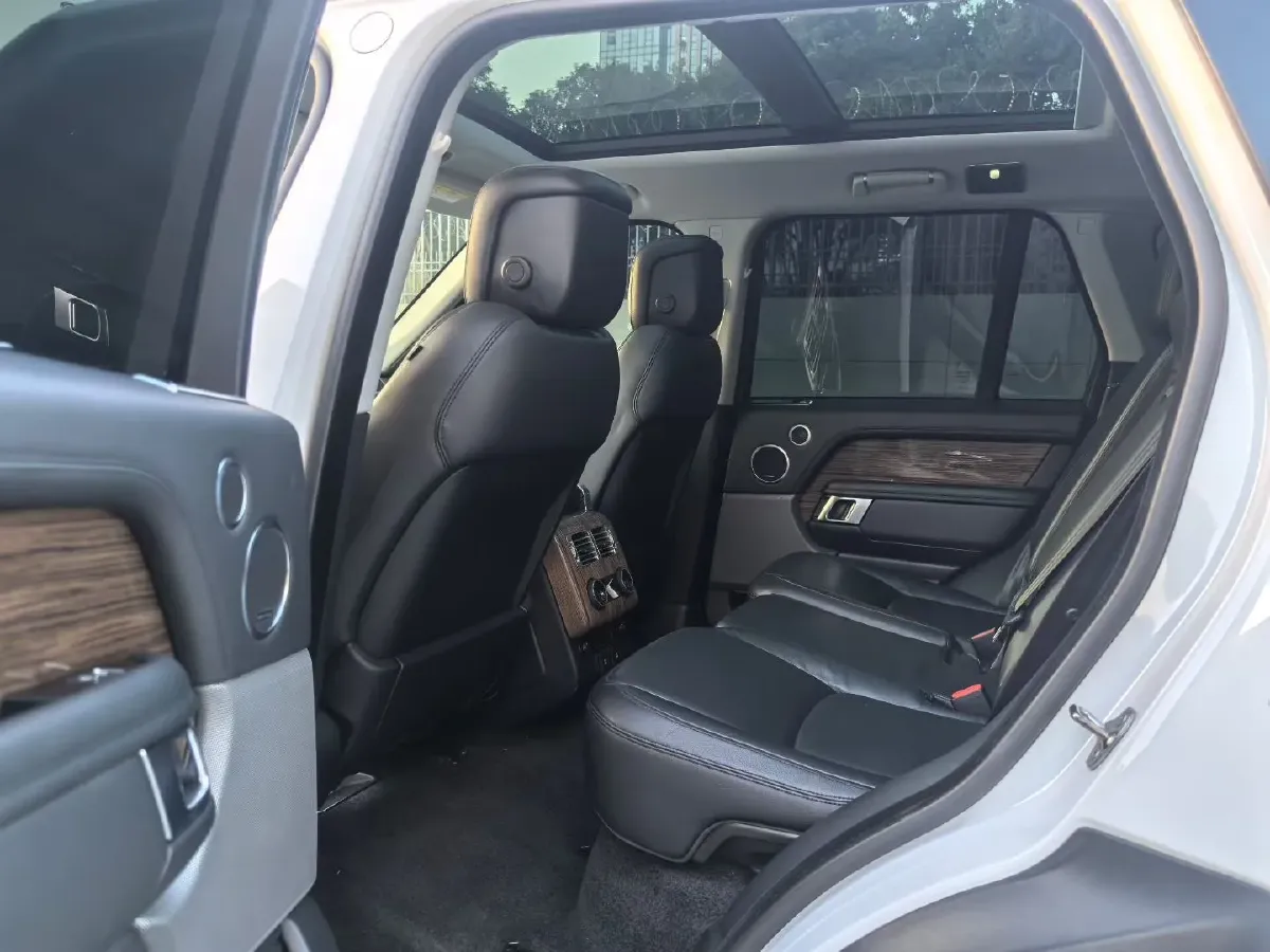 2019 BMW X7 3.0T 340HP L6 8AT,autocango,china used car exporter,china ev exporter,chinese used car exporter,chinese used ev exporter