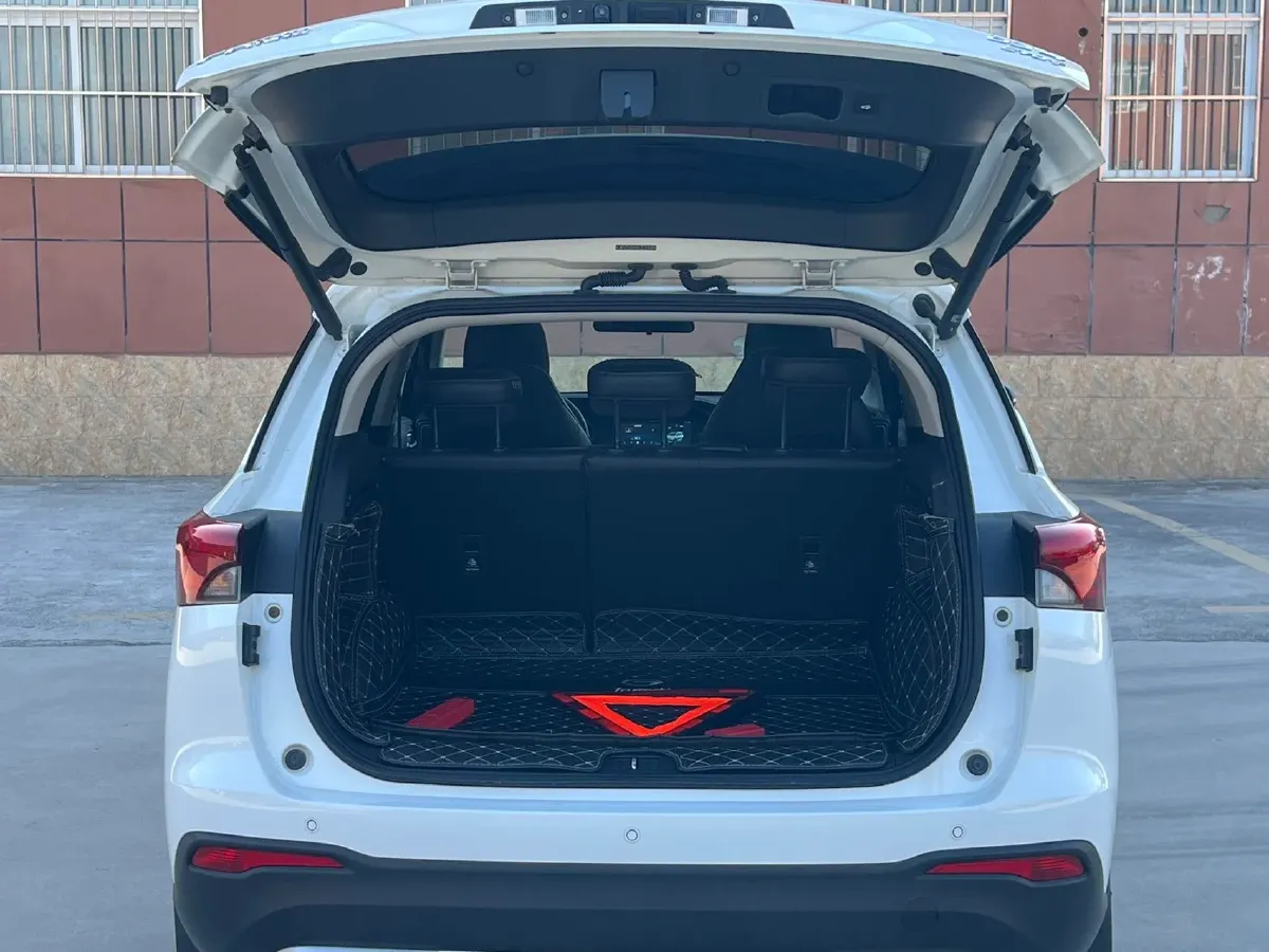 2022 GAC Trumpchi GS4 1.5T 169HP L4 6AT,autocango,china used car exporter,china ev exporter,chinese used car exporter,chinese used ev exporter