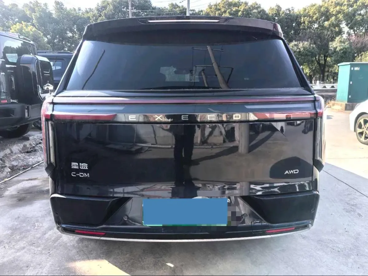 2025 Exceed VXC-DM 1.5T 156HP L4 3DHT PHEV 34.46KWH,autocango,china used car exporter,china ev exporter,chinese used car exporter,chinese used ev exporter