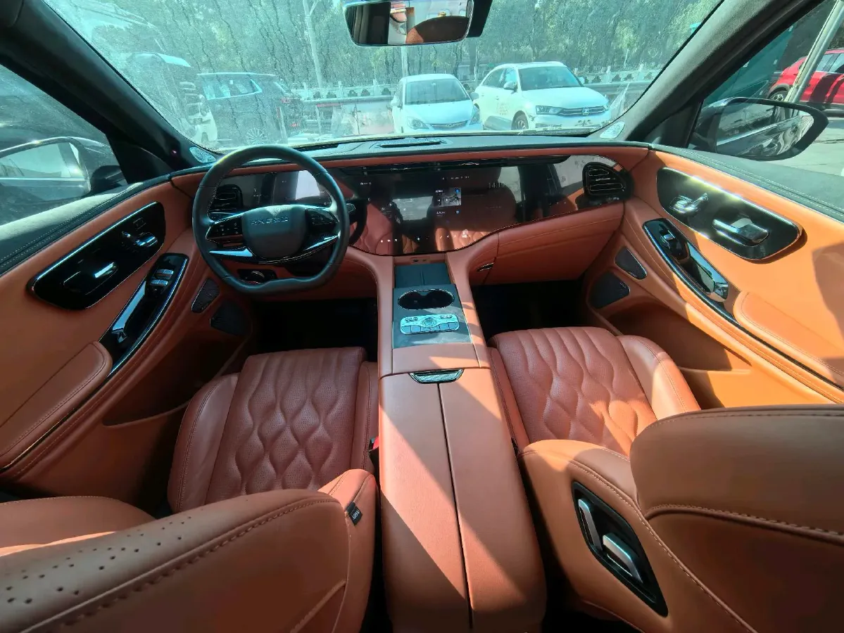 2025 Exceed VXC-DM 1.5T 156HP L4 3DHT PHEV 34.46KWH,autocango,china used car exporter,china ev exporter,chinese used car exporter,chinese used ev exporter