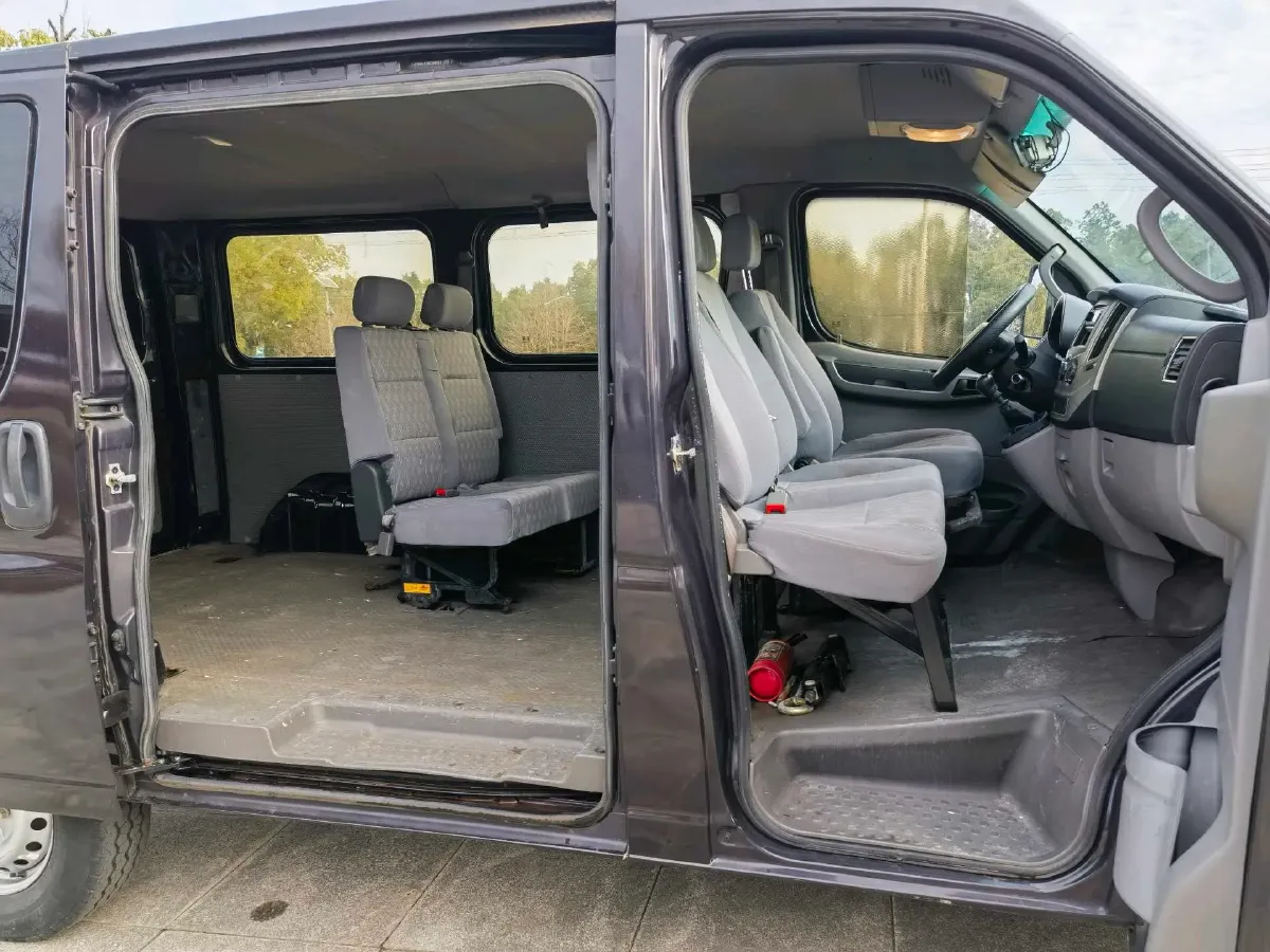 2019 JMC YuHu 5 2.0T 142HP L4 6MT,autocango,china used car exporter,china ev exporter,chinese used car exporter,chinese used ev exporter