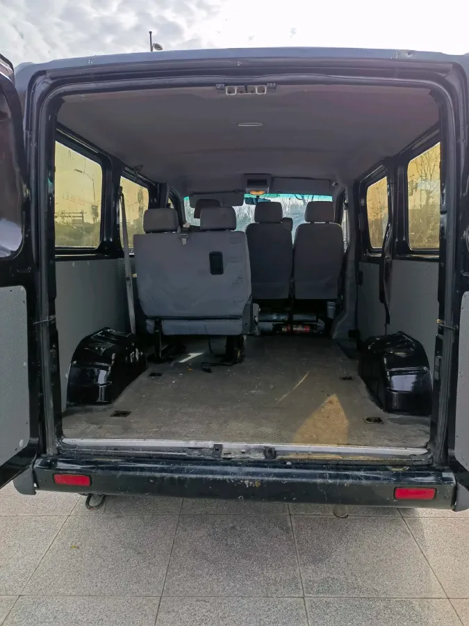 2019 JMC YuHu 5 2.0T 142HP L4 6MT,autocango,china used car exporter,china ev exporter,chinese used car exporter,chinese used ev exporter