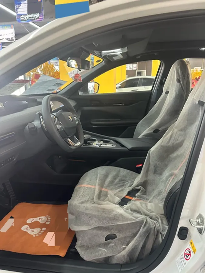 2024 ChangAn UNI-V 1.5T 188HP L4 7DCT,autocango,china used car exporter,china ev exporter,chinese used car exporter,chinese used ev exporter