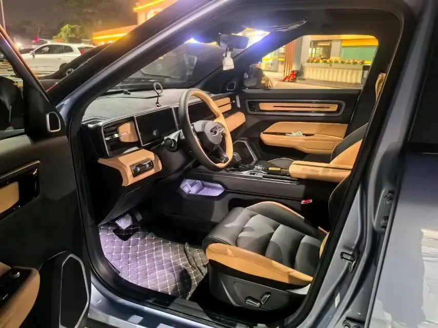 2023 Geely ICON 1.5T 181HP L4 7DCT,autocango,china used car exporter,china ev exporter,chinese used car exporter,chinese used ev exporter