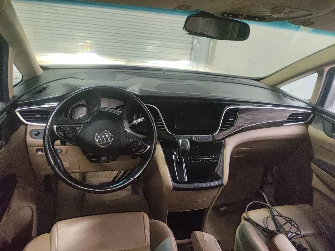 2018 Buick GL8 2.0T 260HP L4 6AT,autocango,china used car exporter,china ev exporter,chinese used car exporter,chinese used ev exporter