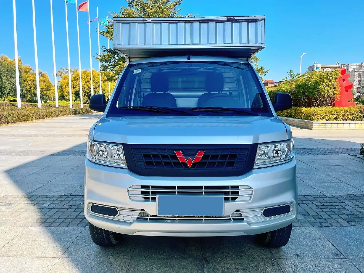 2020 WuLing RongGuang New Truck Special 1.8L 125HP L4 5MT,autocango,china used car exporter,china ev exporter,chinese used car exporter,chinese used ev exporter