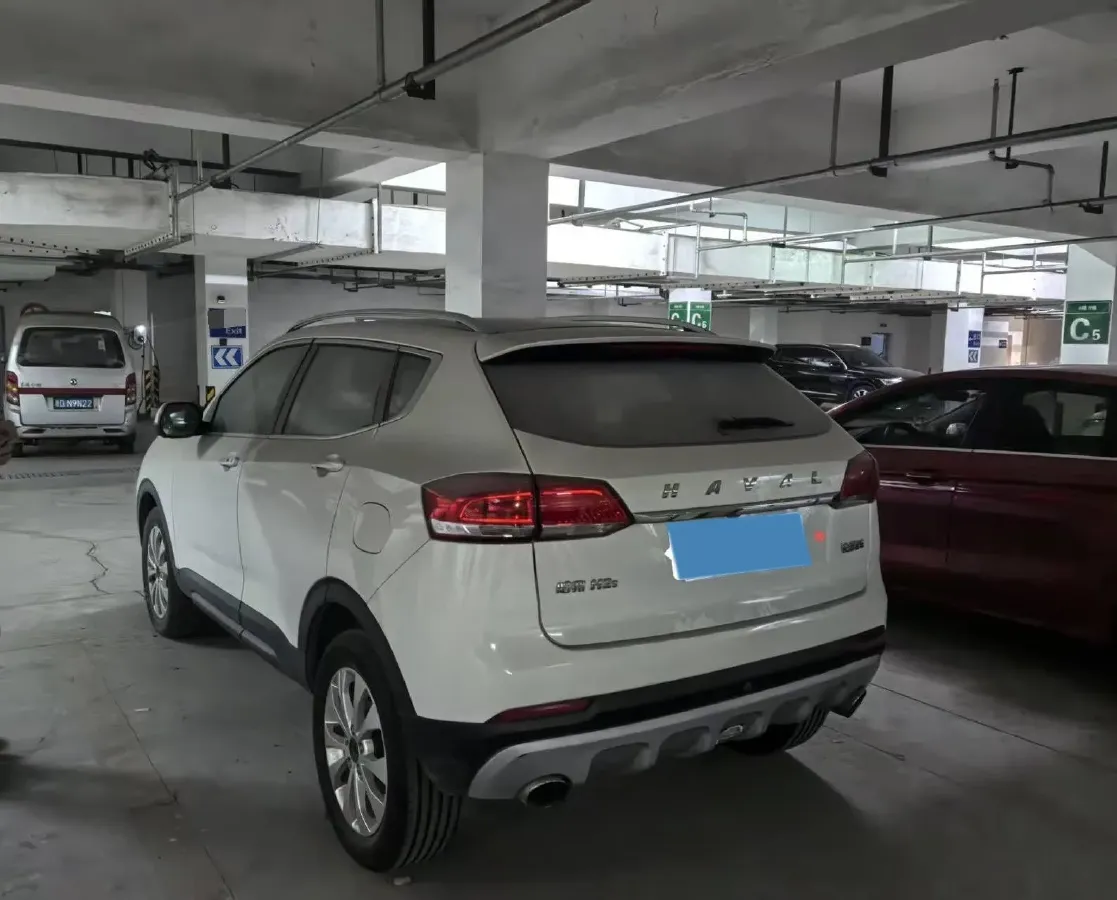 2018 Haval H2s 1.5T 150HP L4 6MT,autocango,china used car exporter,china ev exporter,chinese used car exporter,chinese used ev exporter