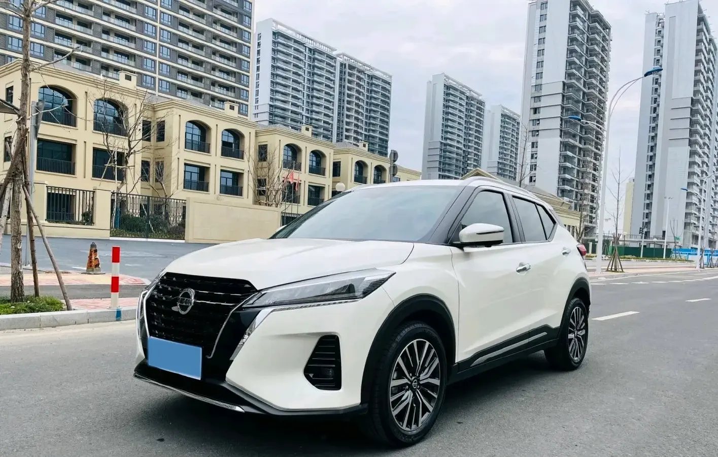 2022 Nissan Kicks 1.5L 122HP L4 CVT