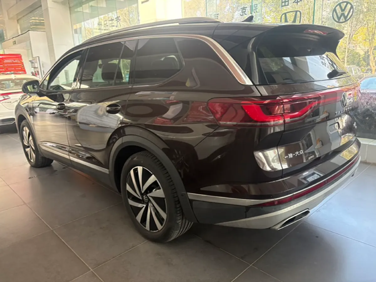 2021 Volkswagen Talagon 2.0T 220HP L4 7DCT,autocango,china used car exporter,china ev exporter,chinese used car exporter,chinese used ev exporter