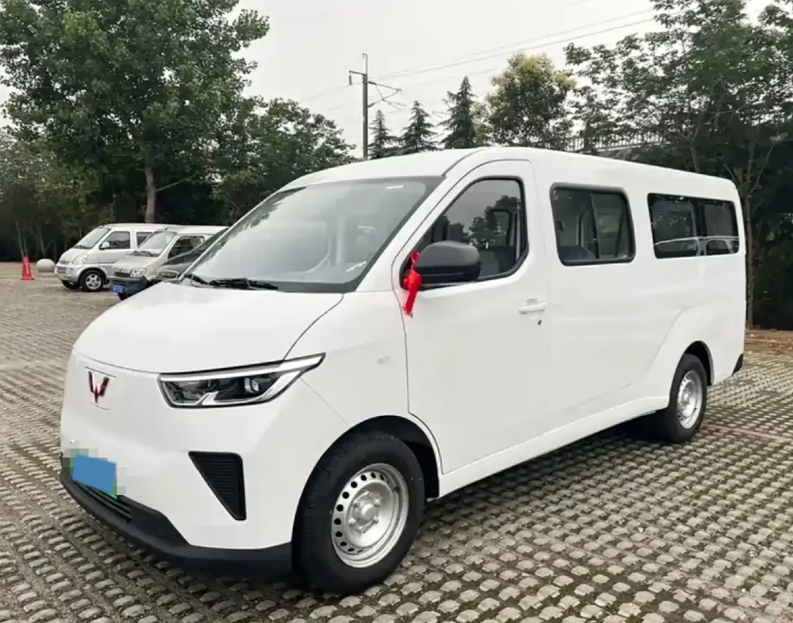 2025 WuLing YangGuang