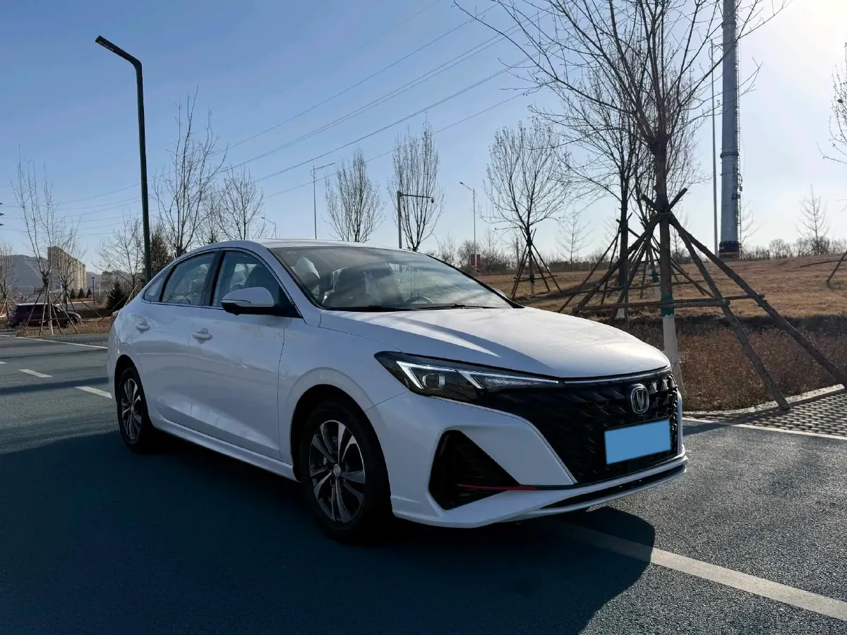 2025 ChangAn Eado 1.4T 160HP L4 7DCT,autocango,china used car exporter,china ev exporter,chinese used car exporter,chinese used ev exporter