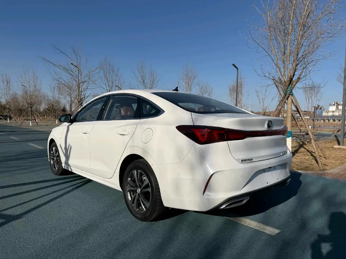 2025 ChangAn Eado 1.4T 160HP L4 7DCT,autocango,china used car exporter,china ev exporter,chinese used car exporter,chinese used ev exporter