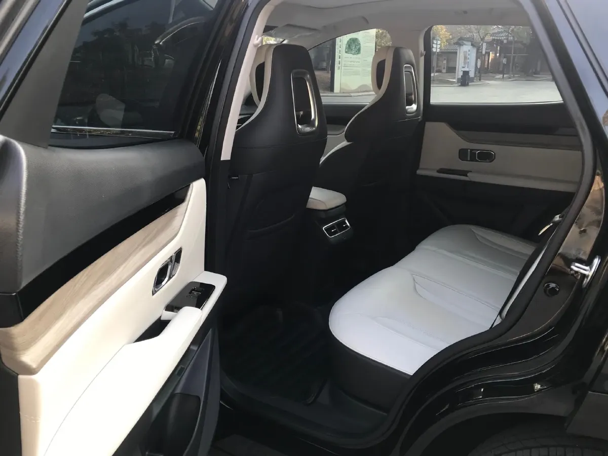 2024 Jetour DASHING 1.5T 156HP L4 6DCT,autocango,china used car exporter,china ev exporter,chinese used car exporter,chinese used ev exporter