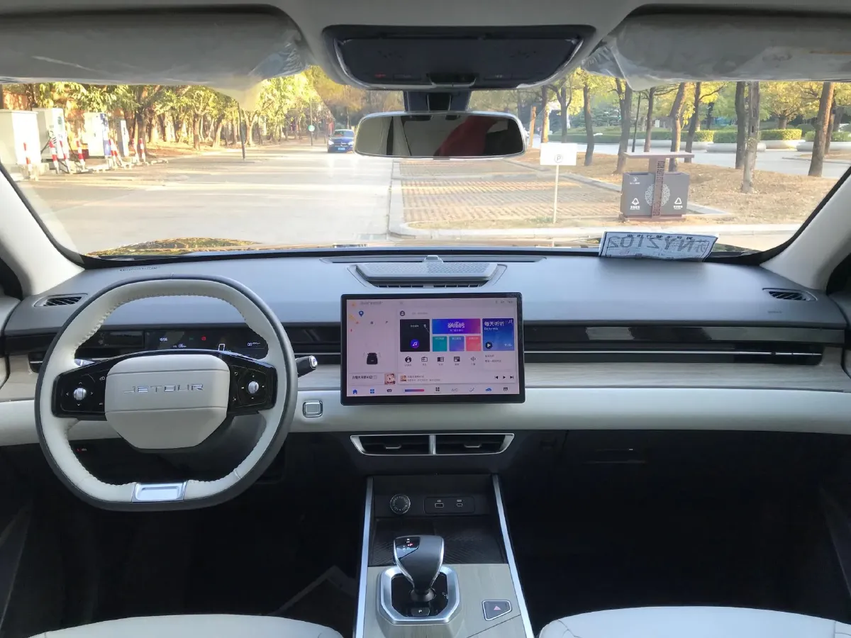 2024 Jetour DASHING 1.5T 156HP L4 6DCT,autocango,china used car exporter,china ev exporter,chinese used car exporter,chinese used ev exporter