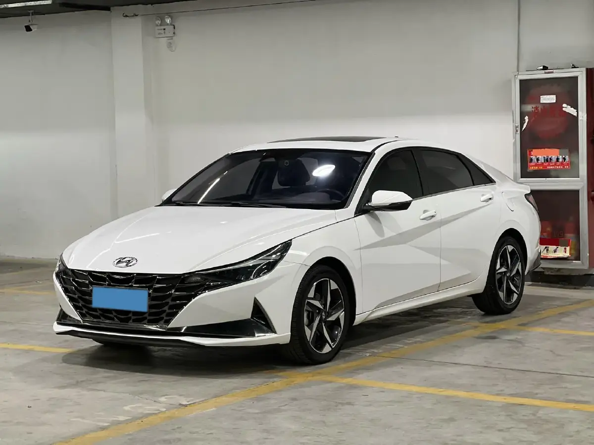 2021 Hyundai Elantra 1.5L 115HP L4 CVT