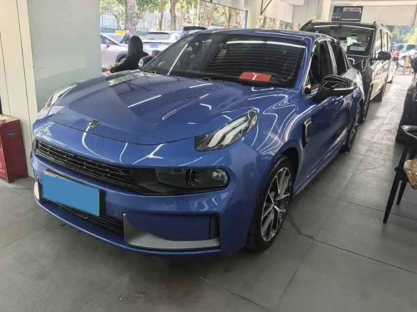 2019 LYNK&CO 03 New Energy 1.5T 180HP L3 7DCT PHEV 9.4KWH