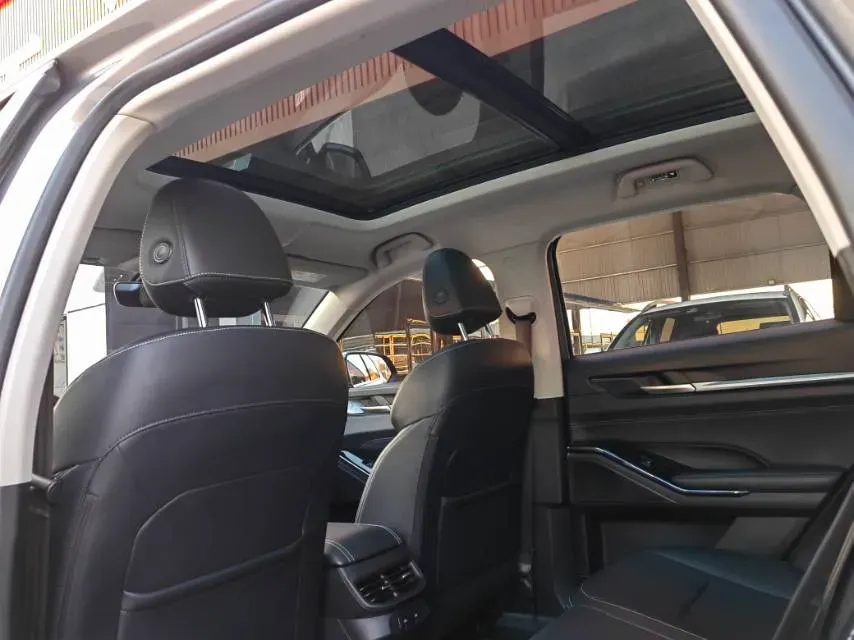 2022 Haval H6 1.5T 184HP L4 7DCT,autocango,china used car exporter,china ev exporter,chinese used car exporter,chinese used ev exporter