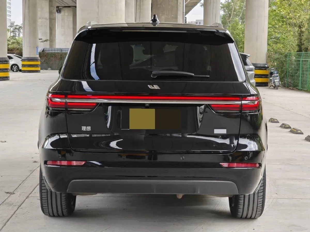 2021 Li ONE Range Extended 131HP REEV 40.5KWH,autocango,china used car exporter,china ev exporter,chinese used car exporter,chinese used ev exporter