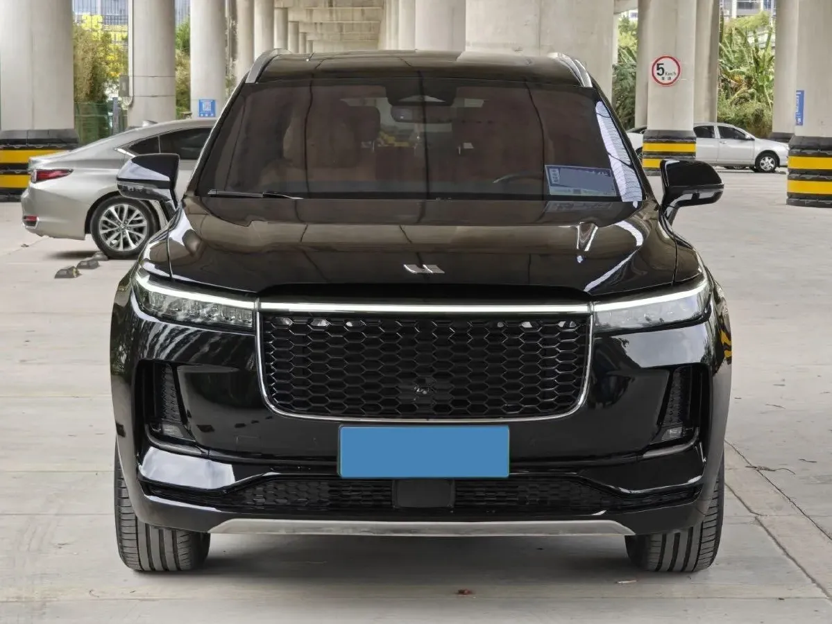 2021 Li ONE Range Extended 131HP REEV 40.5KWH,autocango,china used car exporter,china ev exporter,chinese used car exporter,chinese used ev exporter