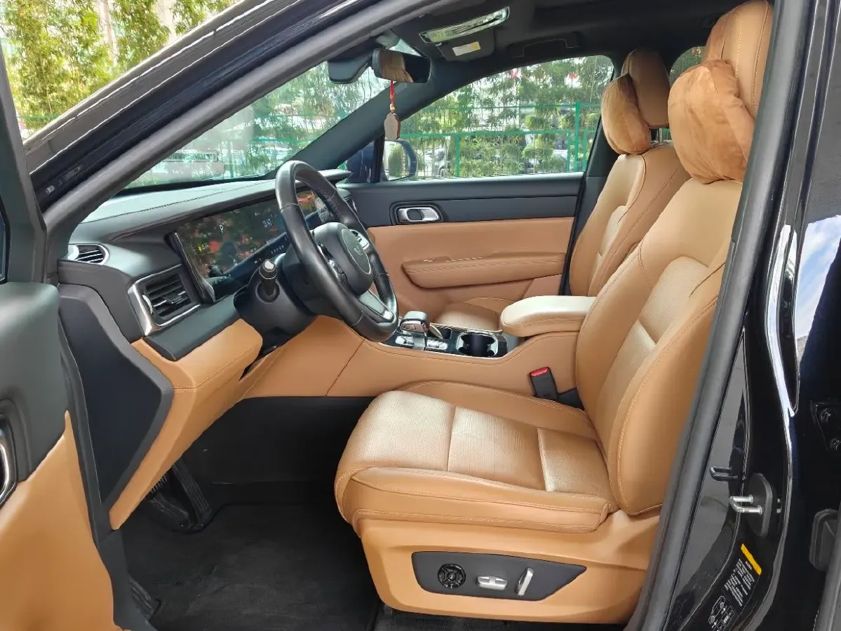 2021 Li ONE Range Extended 131HP REEV 40.5KWH,autocango,china used car exporter,china ev exporter,chinese used car exporter,chinese used ev exporter