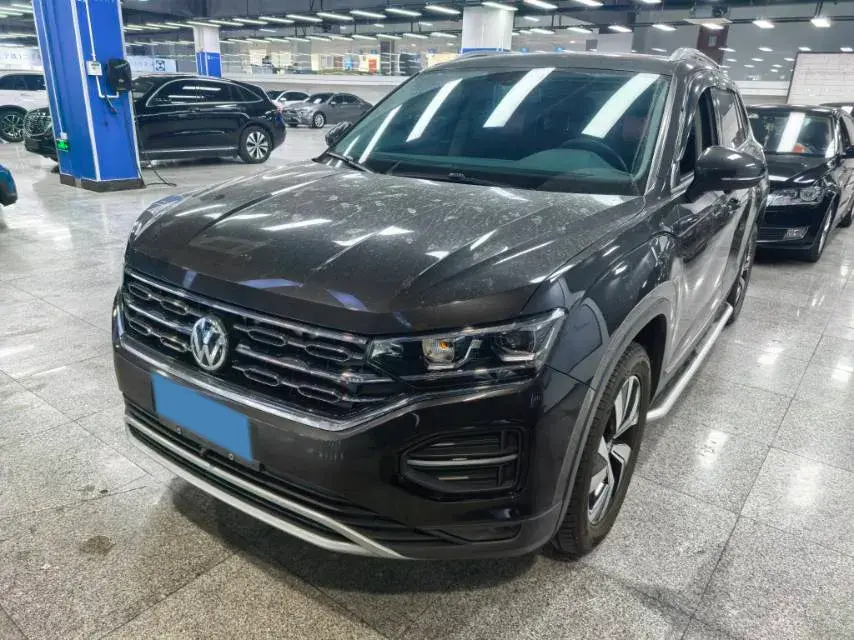 2019 Jeep Cherokee 2.0T 234HP L4 9AT